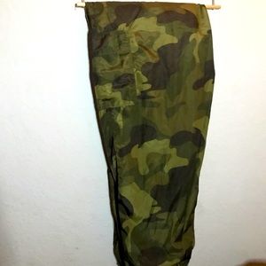 Windbreaker camp sweats